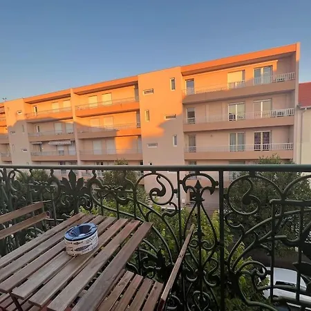 « le Sun » Cosy, 4 Pers Gare De * Hyeres